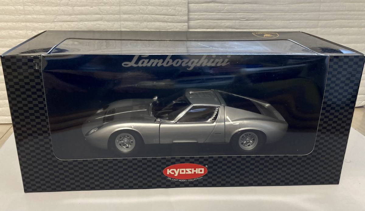 絶版未展示品 京商1/18 ランボルギーニ ミウラP400 Black 絶版未展示品