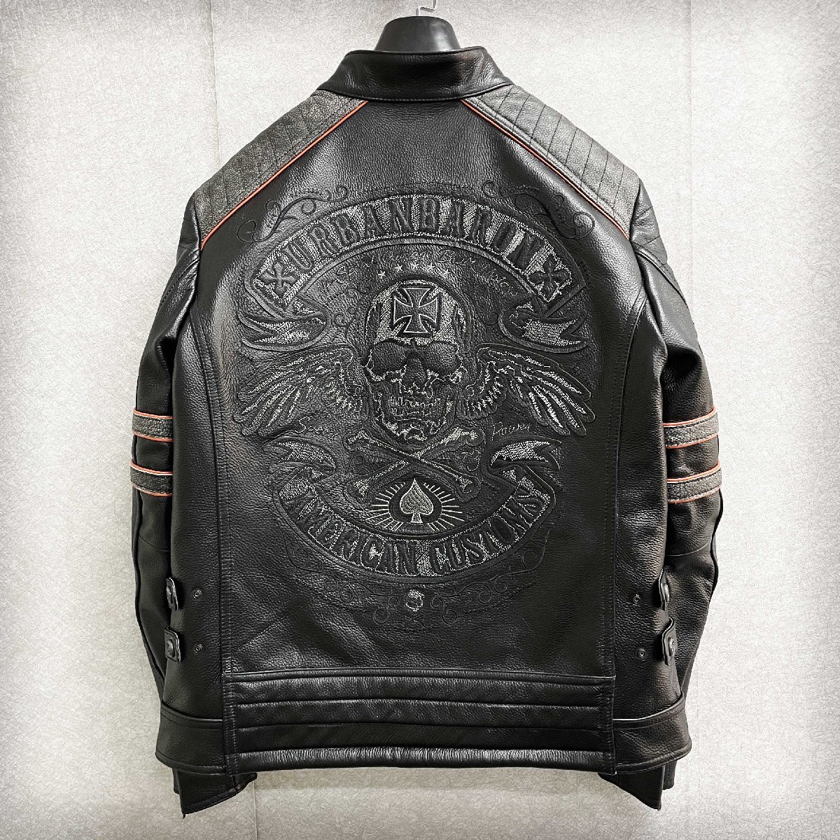 新品 シルク54％ 秋冬春 LUBIAM ルビアム ANGELICO アンジェリコ メンズ 紳士 ビジネス テーラード ブレザー シングル ジャケット 実寸XL～ BIANCHI ルイジ・ビアンキ・マントヴァ(LUIGI Mantova) ルッチカーレ ( アルクアルマジロ)｜株式会社スミノエ