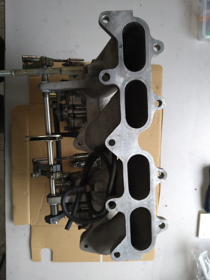 ソレックス44 2基 AE86用インマニ ファンネル SOLEX 44Φ 4型 4AG 2TG