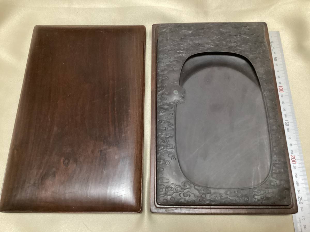 ★古い中国の硯　端渓　唐木箱　雲紋大硯　文房四宝　老坑　書道★
