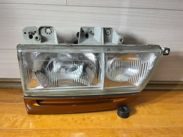 エルフ 左 助手席側 ヘッドライト リフレクター付 24V 100-21502 KOITO