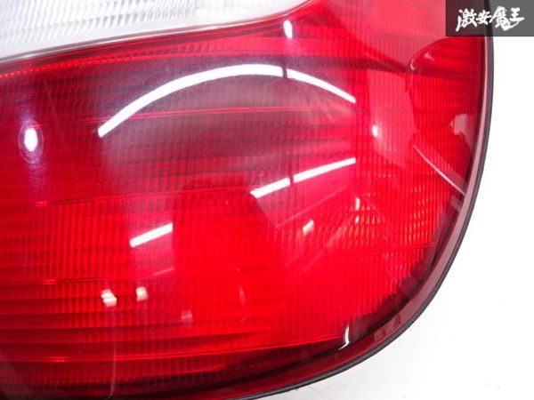GDB GDA 右テールランプ スバル 純正 GDA GDB インプレッサ WRX テールライト テールランプ 右