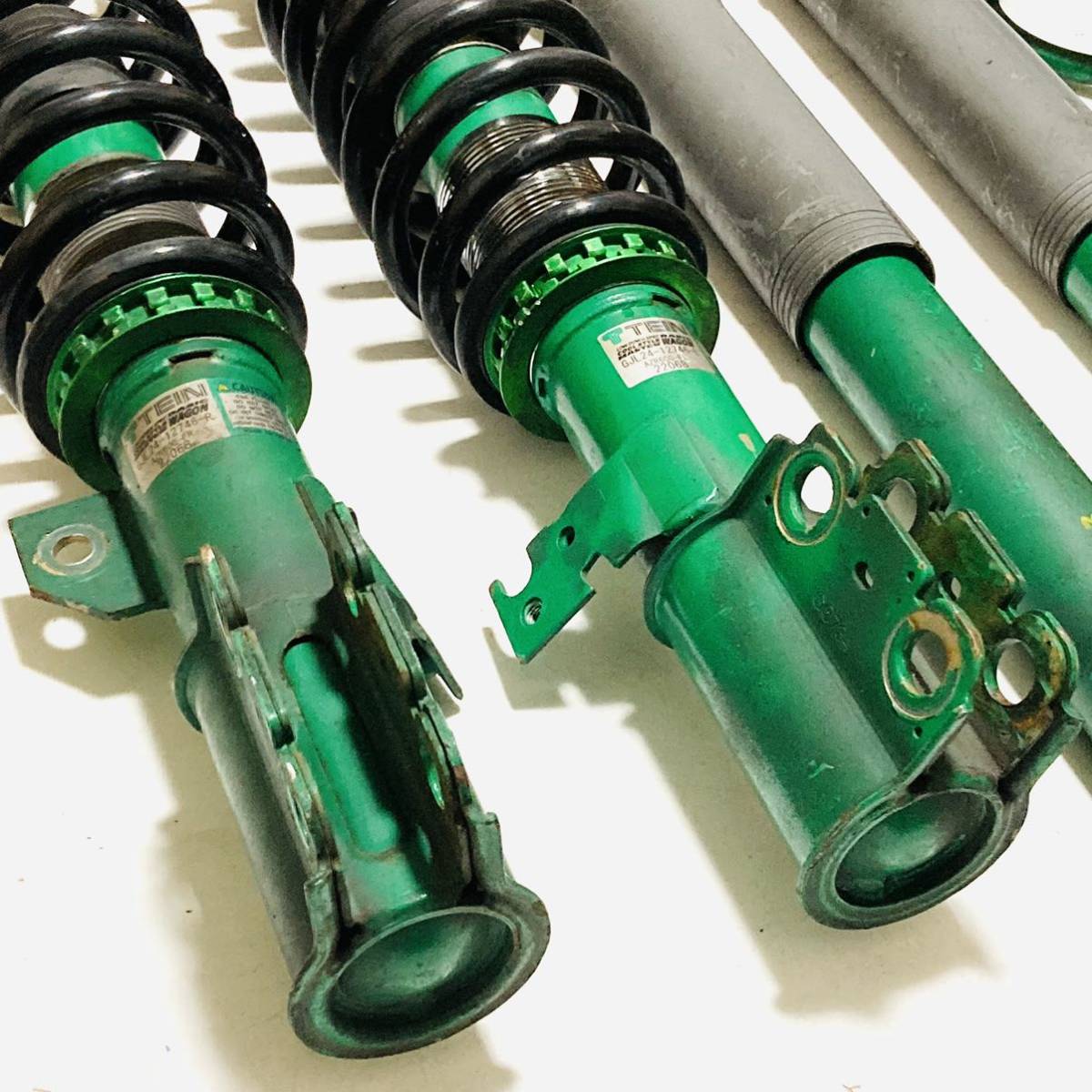 保証期間中】ステップワゴンRF3.5.7 TEIN テイン 車高調