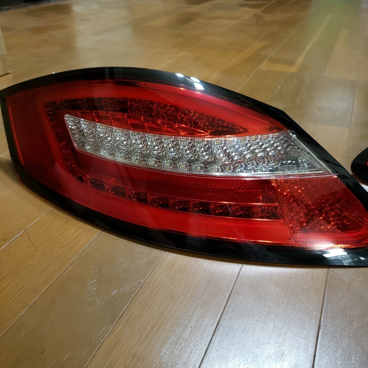 美品 ポルシェ 987 前期 ボクスター ケイマン ファイバー LED 