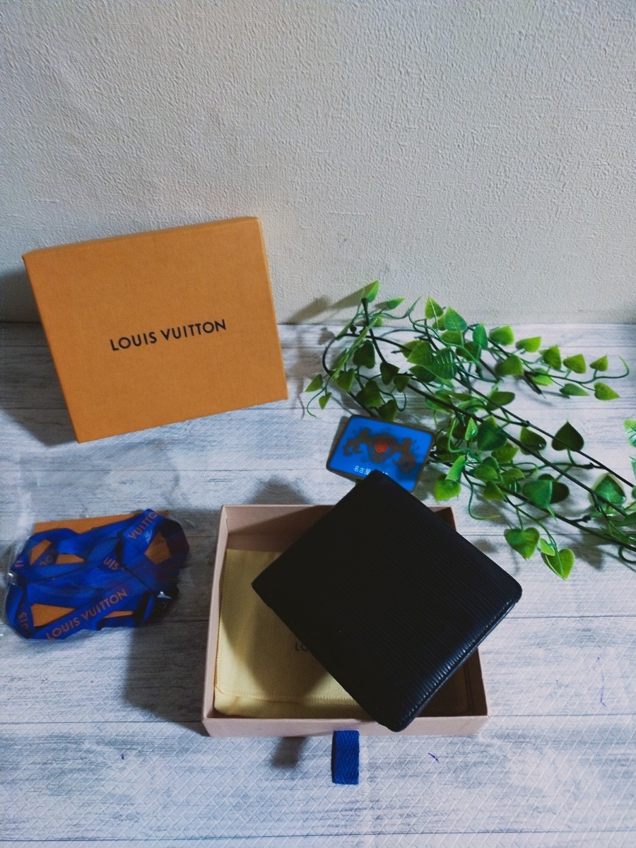 LOUIS VUITTON ルイヴィトン 財布 LOUIS VUITTON ルイヴィトン エピ