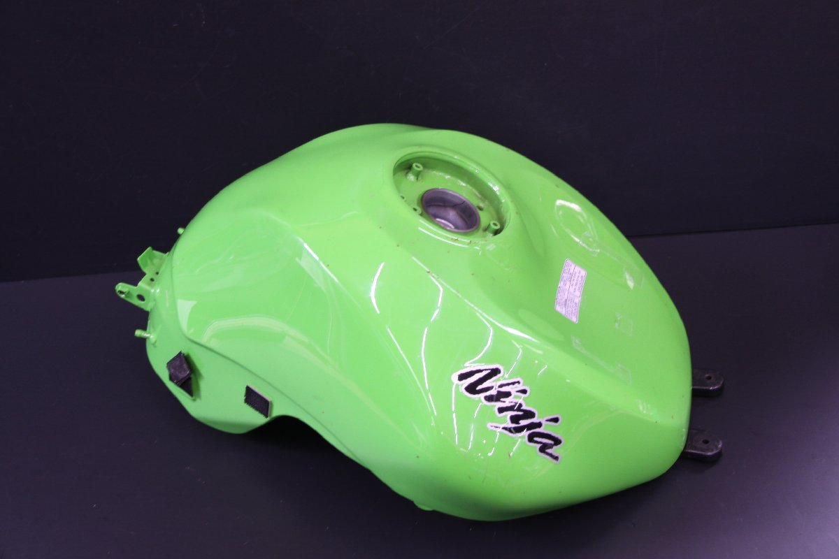 ZX-6R（2009～現行）純正タンク！