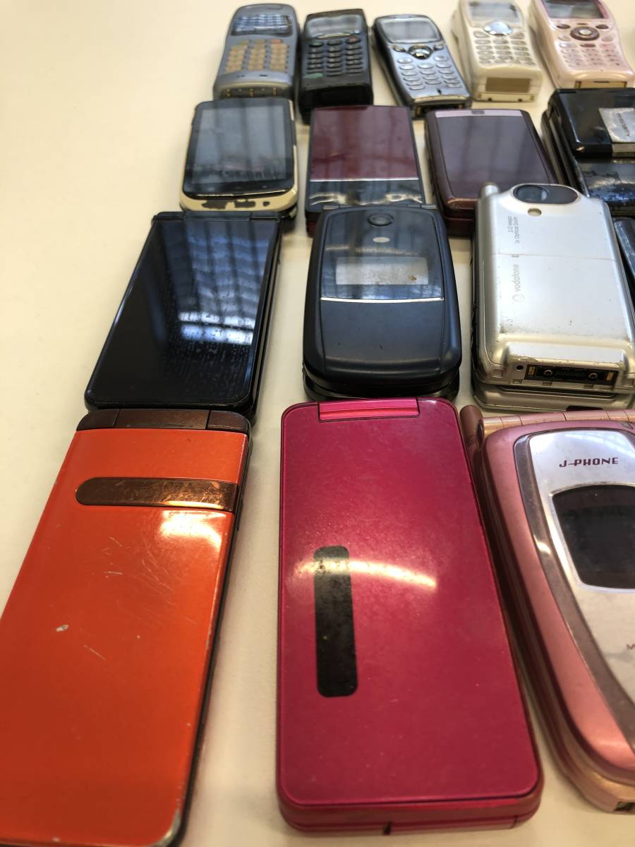 ガラケー まとめて 大量 36台 ジャンク 携帯電話 ガラケー ジャンク 36