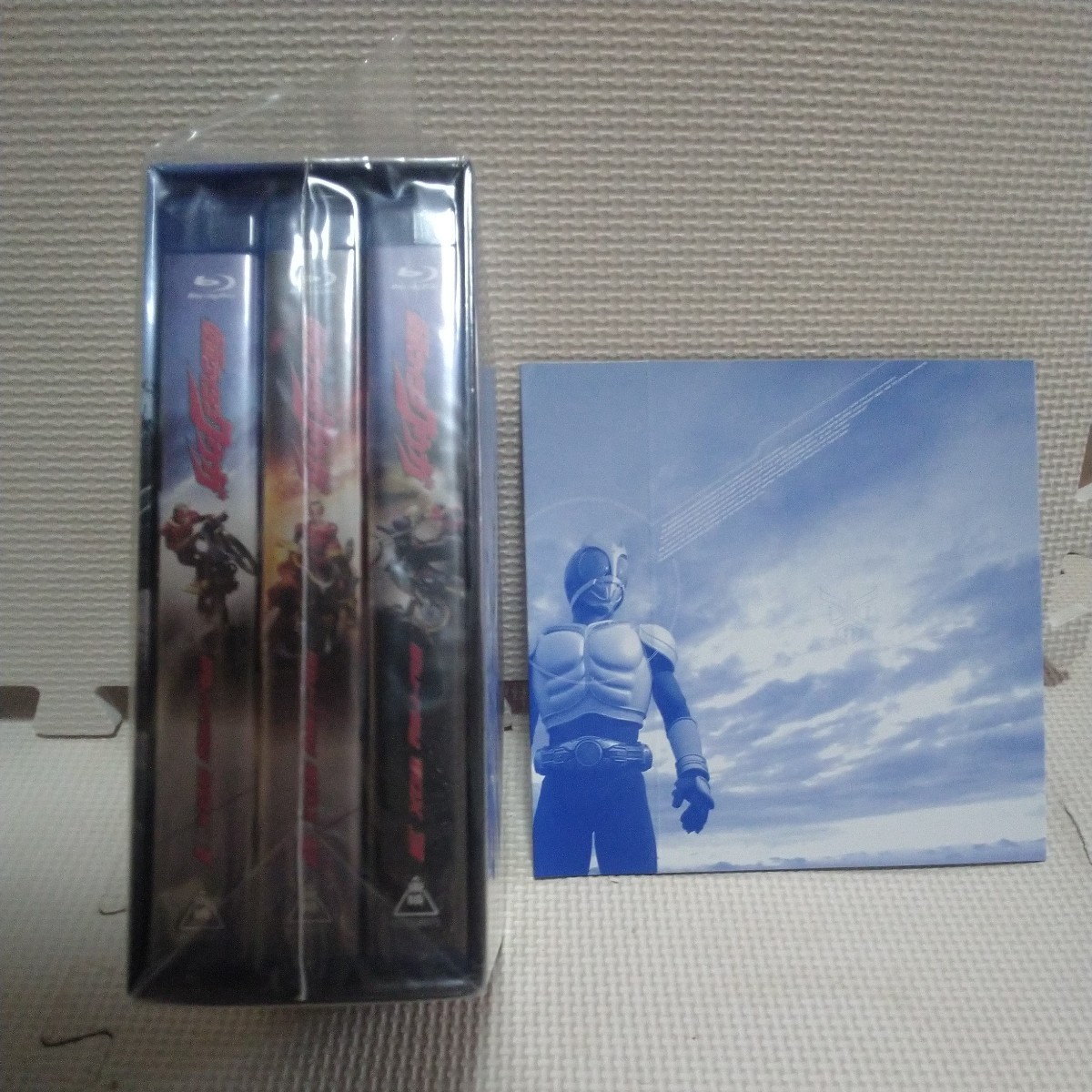 仮面ライダークウガBlu-rayBOX初回生産限定特典全巻収納BOX付き(1~3巻)(2.3巻未開封 Blu-ray )