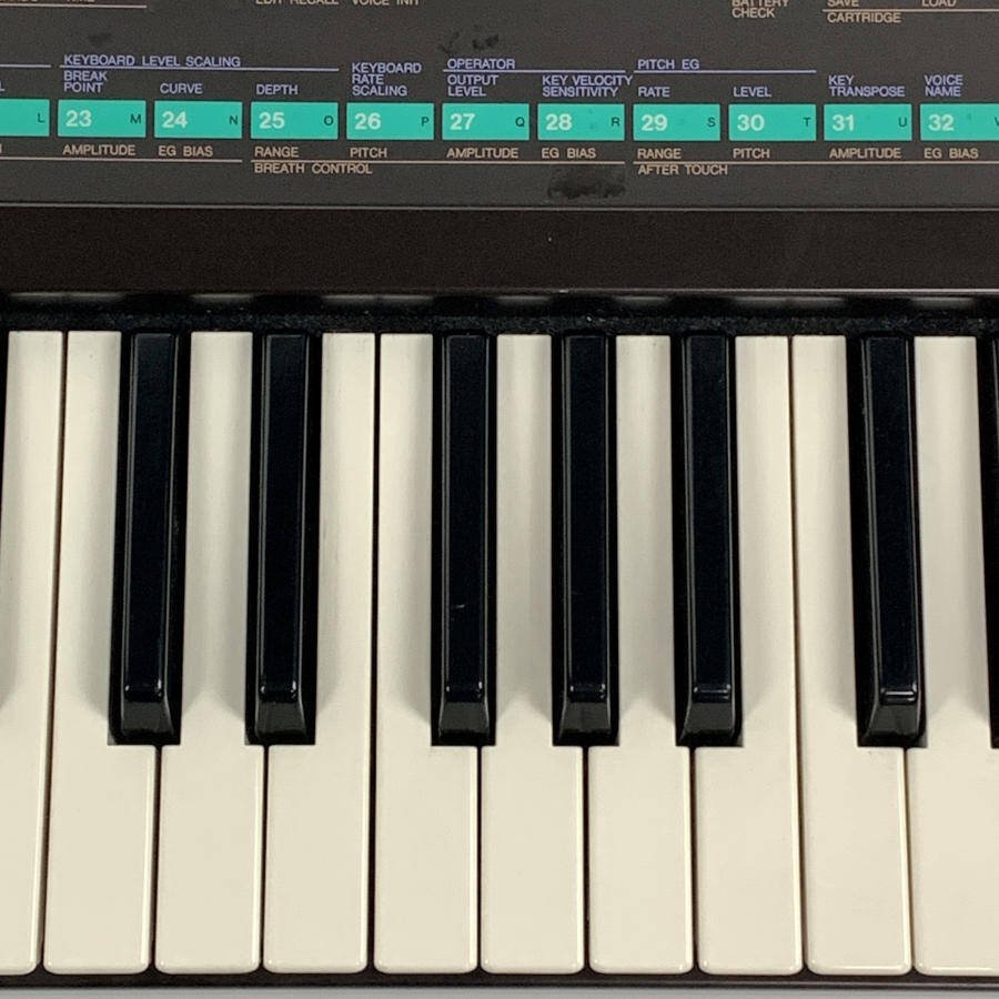 YAMAHA ヤマハ DX7 シンセサイザー シリアルナンバー：133567
