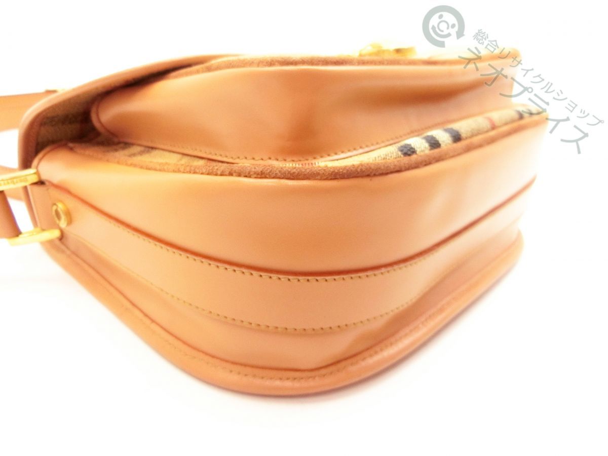 ◇Y7967 BURBERRY バーバリー ノバチェック PVC ロゴ金具 ロック式 
