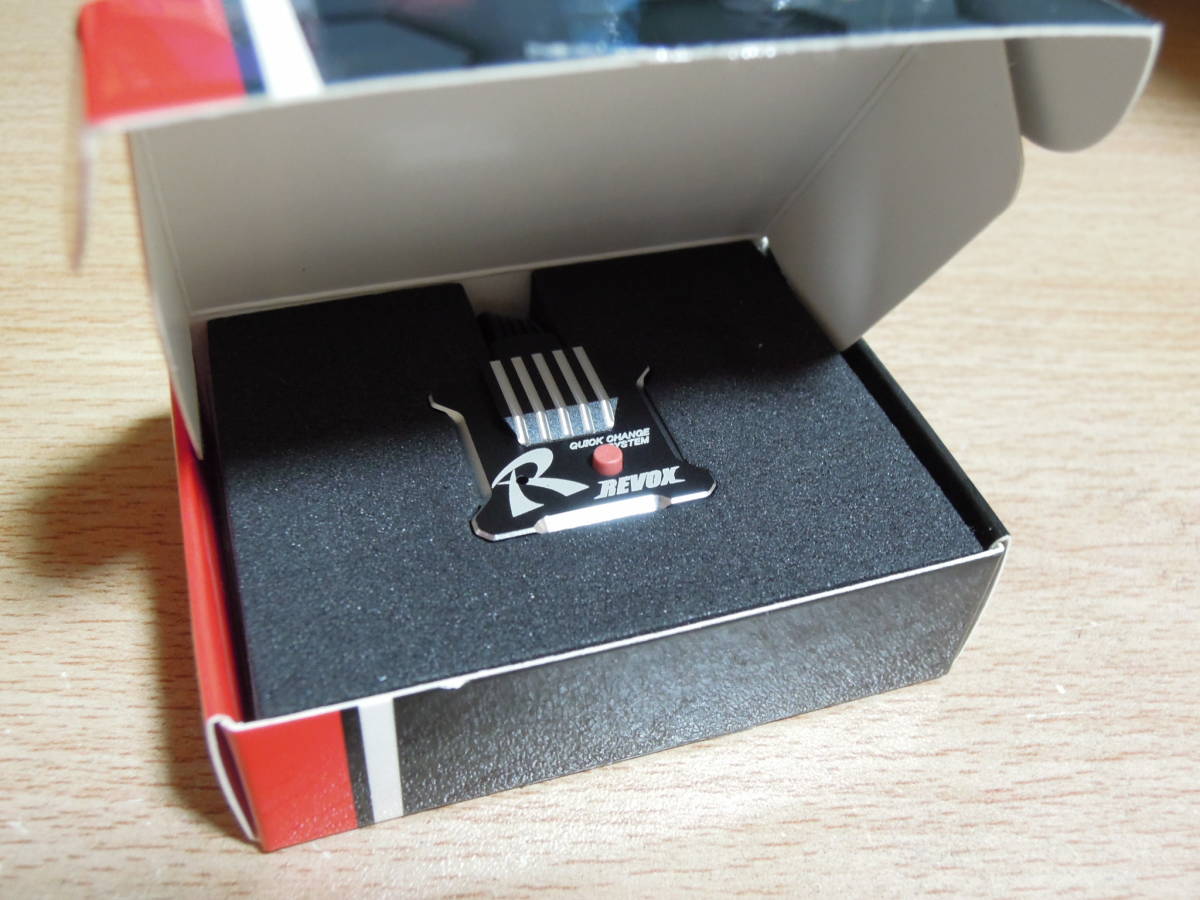 RêveD REVOX ステアリングジャイロ(1) RêveD REVOX ステアリング