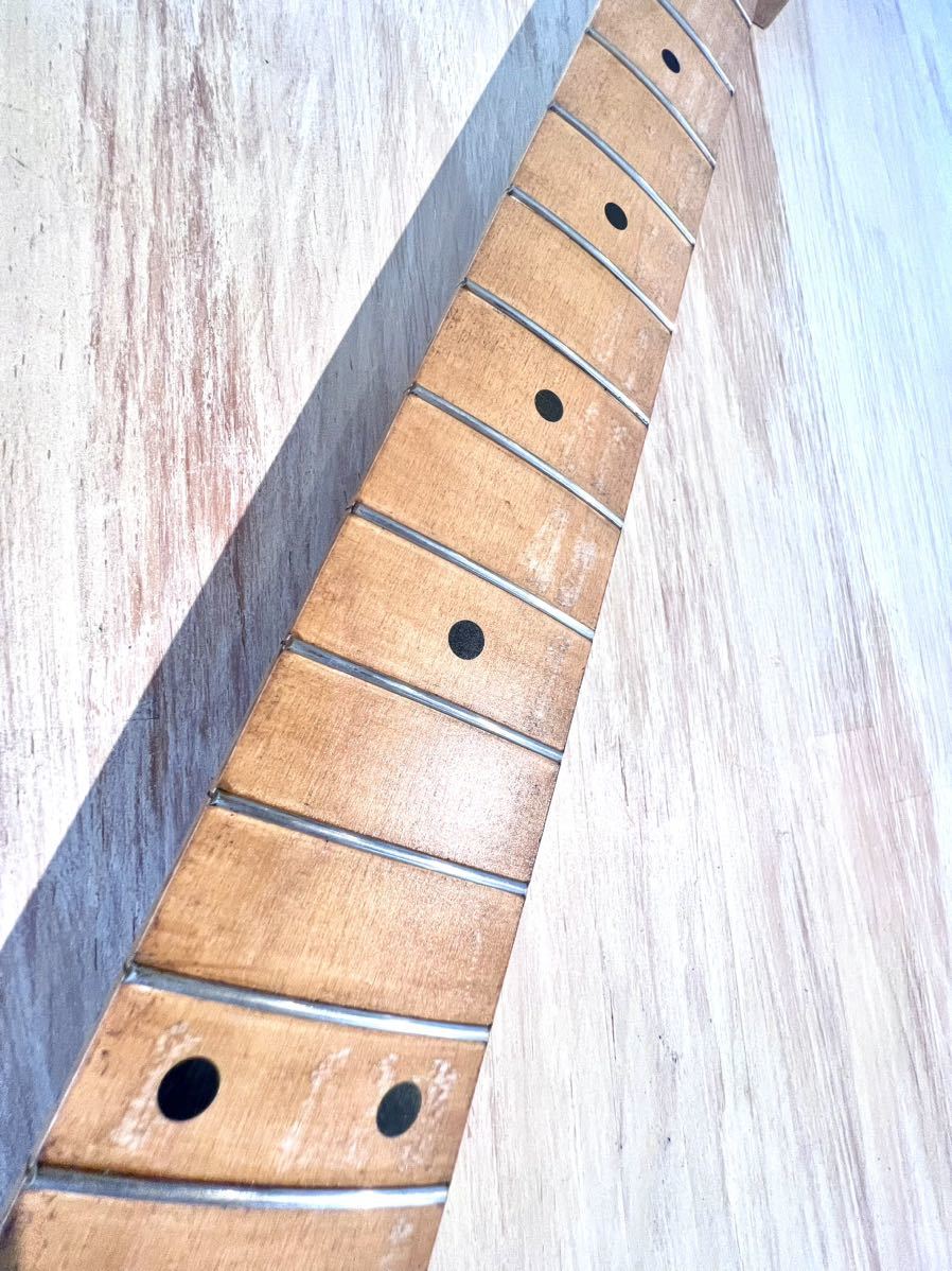 MJTボディ+FenderライセンスAllPartsネックコンポーネントストラト