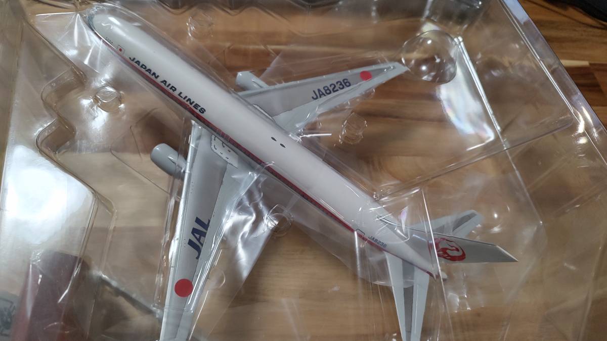 JAL ボーイング 767-300 1986年 1/200 完成モデル 未使用(日本航空(JAL