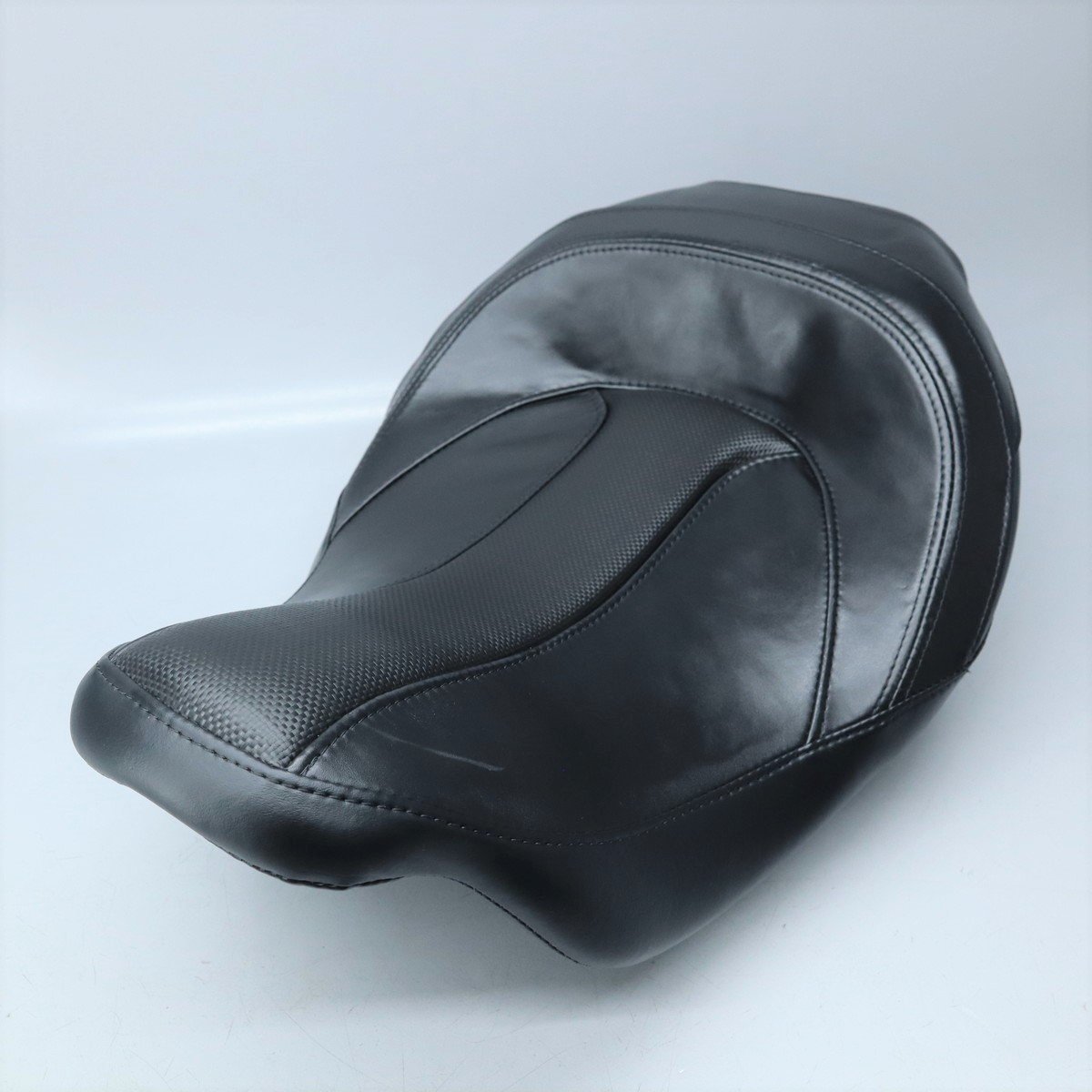 ハーレー FLHXSE CVO ストリートグライド 純正 ロープロファイブ ソロ ツーリングシート メインシート 52000172　230719BD0014
