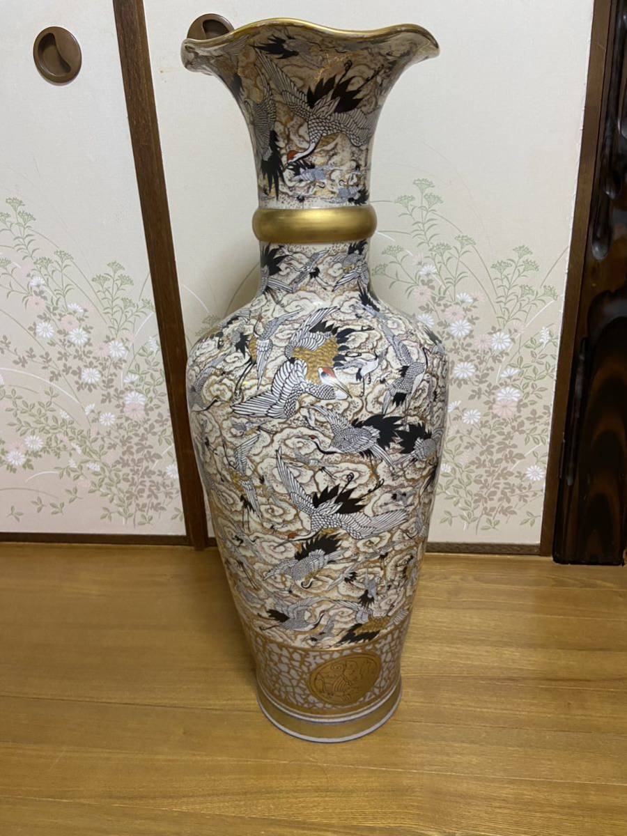☆薩摩焼 金襴手 群鶴文花瓶 特大75㎝ 飾壷 細密絵付 丸十字薩摩在銘 