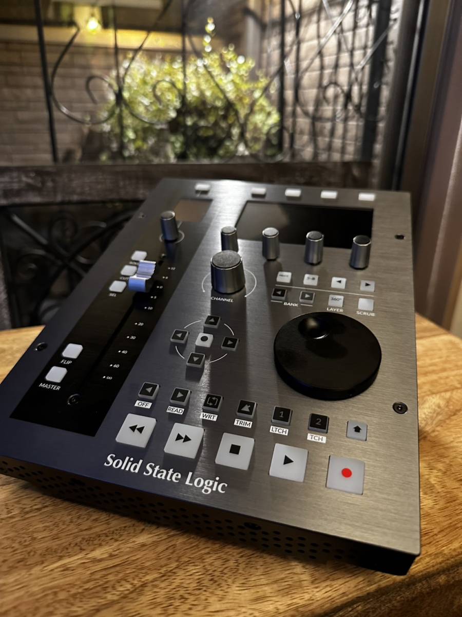 【最新モデル】SSL Solid State Logic UF1 新古（超絶美品・新品同様）　国内正規品　DAWコントローラー