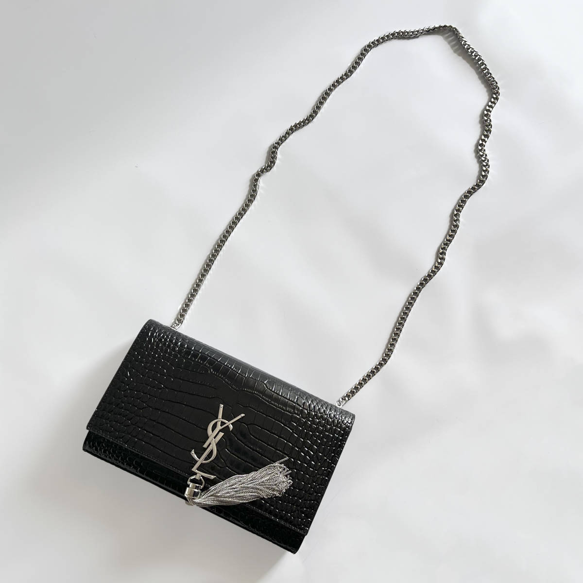 極美品 SAINT LAURENT PARIS サンローラン カサンドラ ミディアム 