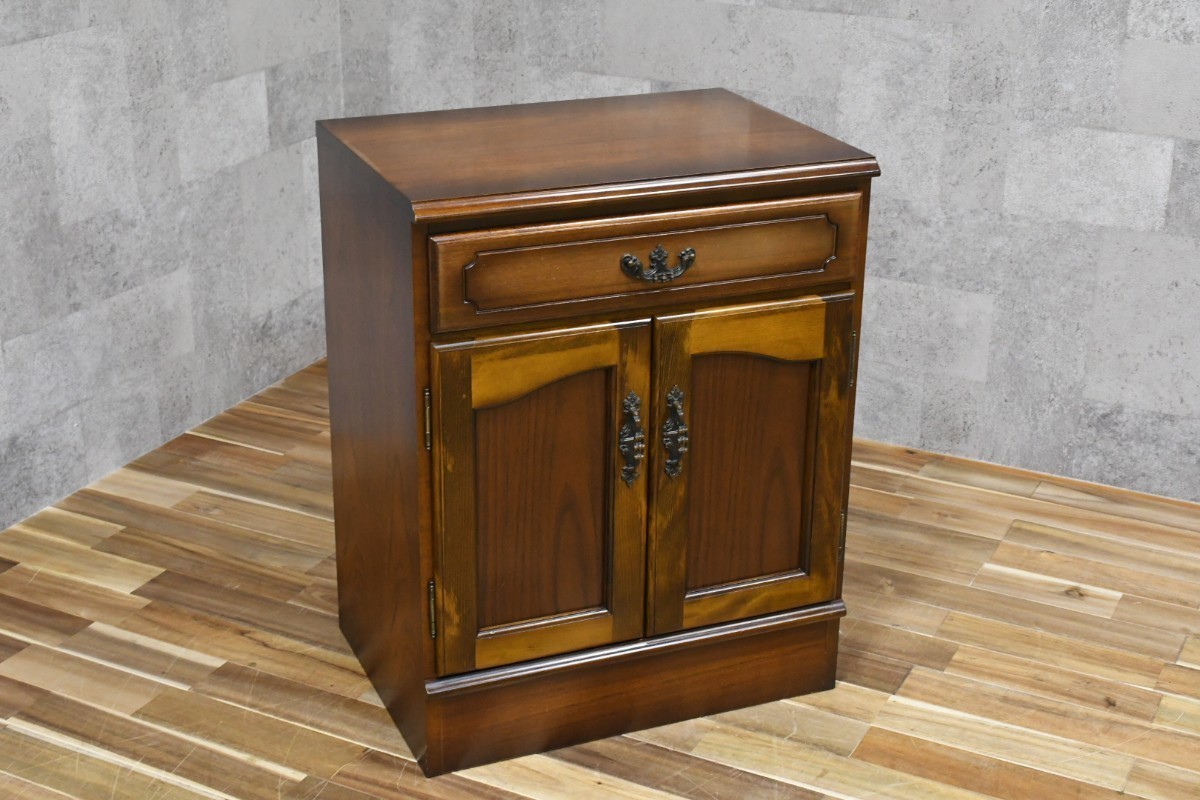 Karimoku カリモク家具 コロニアル コーナーボード リビングボード Karimoku カリモク家具 コロニアル コーナーボード リビングボード