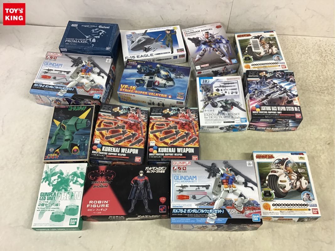 1円〜 同梱不可 ジャンク 1/144等 RX-78-2 ガンダム フルウェポンセット、マクロス VF-1S ストライク/スーパーバルキリー 他