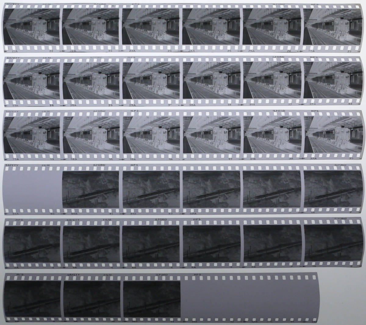 古い鉄道写真 ネガフィルム 『S58.10.5 14 964（EF15+EF58）etc
