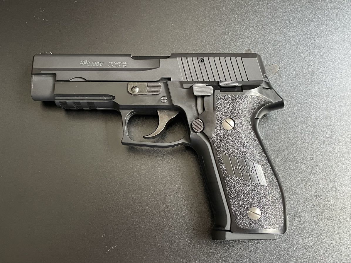 タナカワークス SIG/SAUER P226 スーパーDX タナカ SIG SAUER P226R