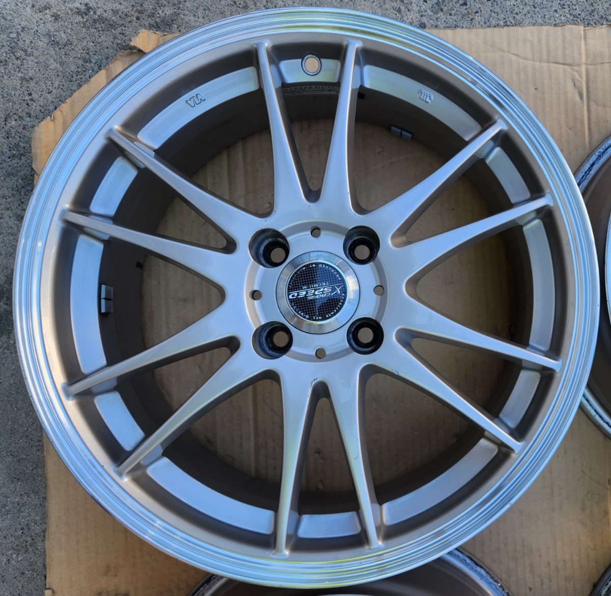 クロススピード 16インチ軽量ホイール 4本セット PCD100 6.5J +43 