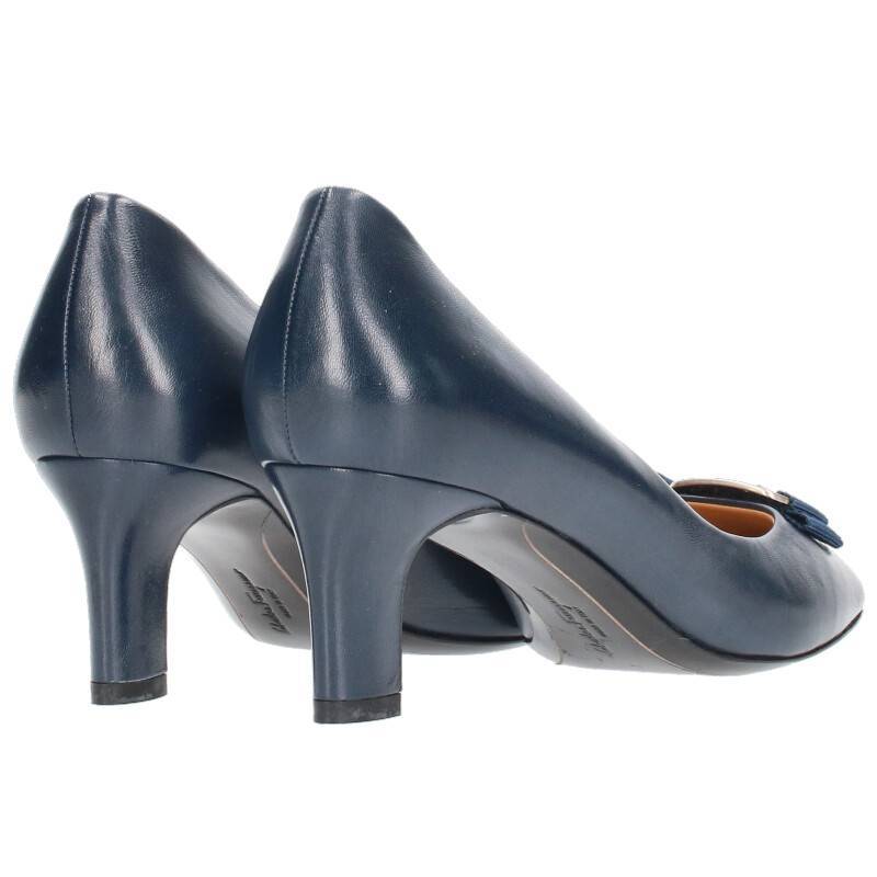 サルバトーレフェラガモ Salvatore Ferragamo サイズ:8 1/2 ヒール
