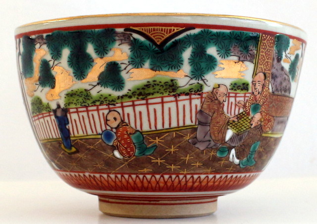 356/☆中古☆九谷焼 九谷庄三 抹茶碗 牡丹と僧侶 高さ：約7.5cm 直径約