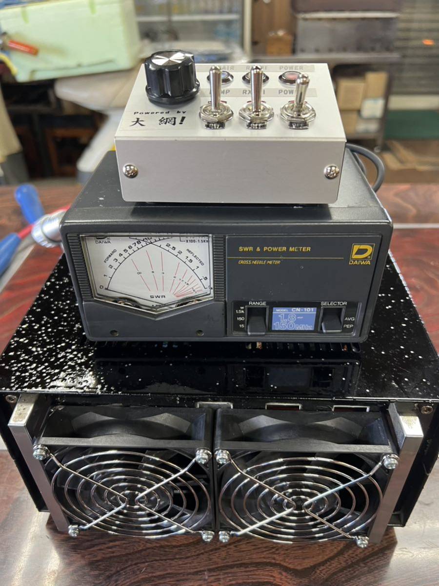 CB無線 SKYHUNTER 600 改　13.8v リニア、アンプ　26〜29MHz シルバーラメ塗装　中古品