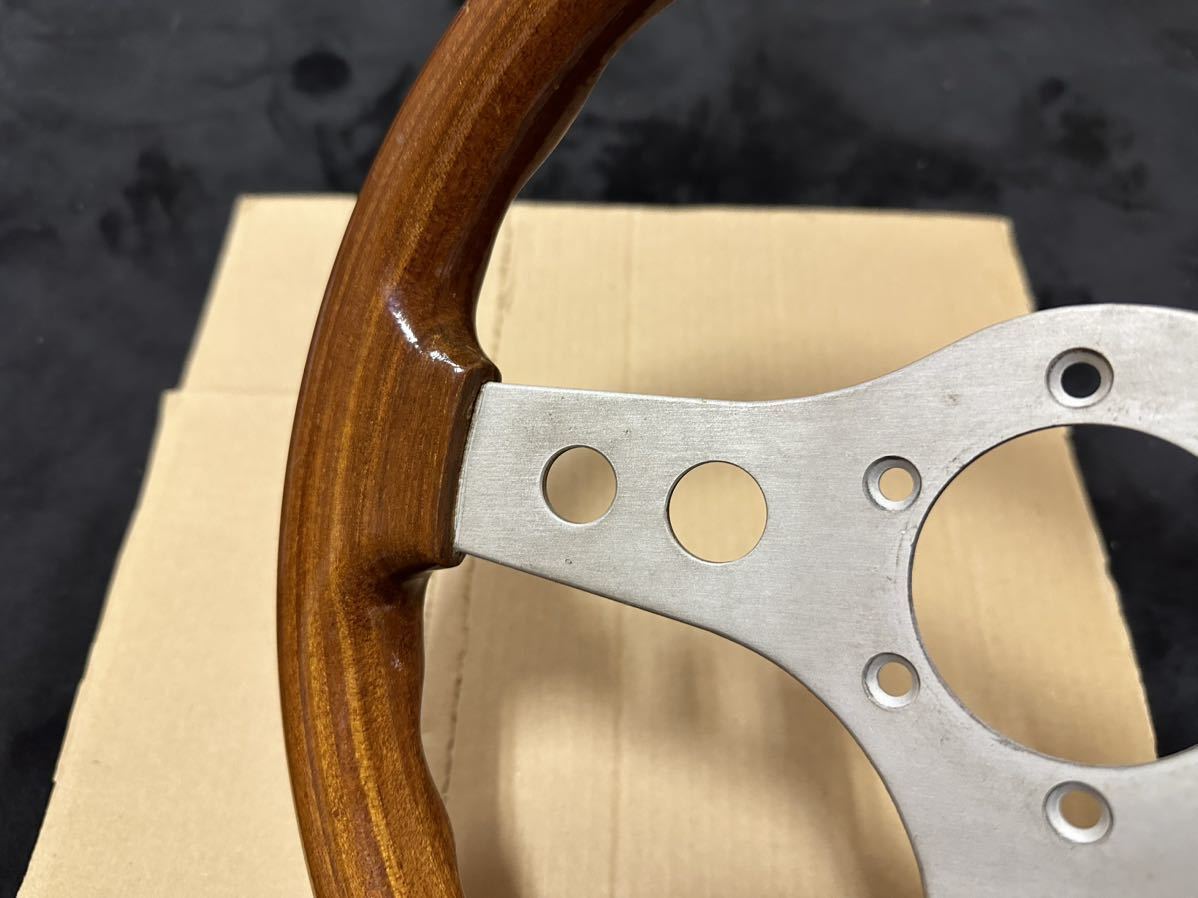 OBA OBAステアリング 32.5 美品！割れ無し 旧車 ボス付き 【希少】OBA