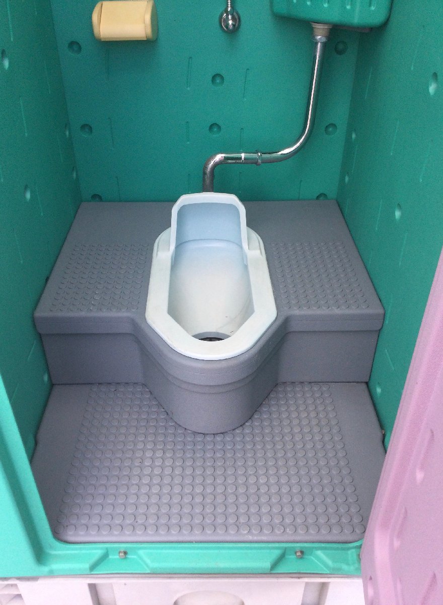中古 仮設トイレ 現物現状渡し 和式本水洗トイレ 給排水工事必須 置場 