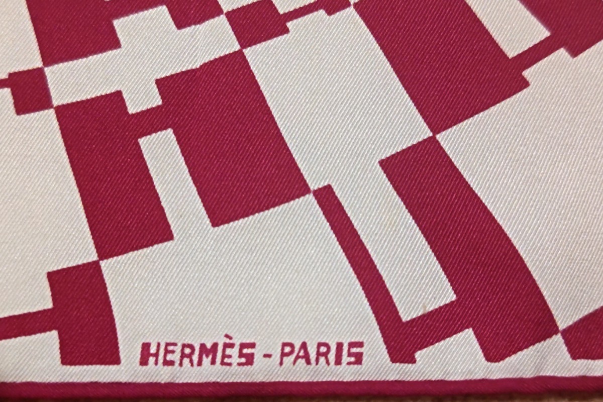 Hermes スカーフ 70cm ピンク/ホワイト スカーフ エルメス HERMES
