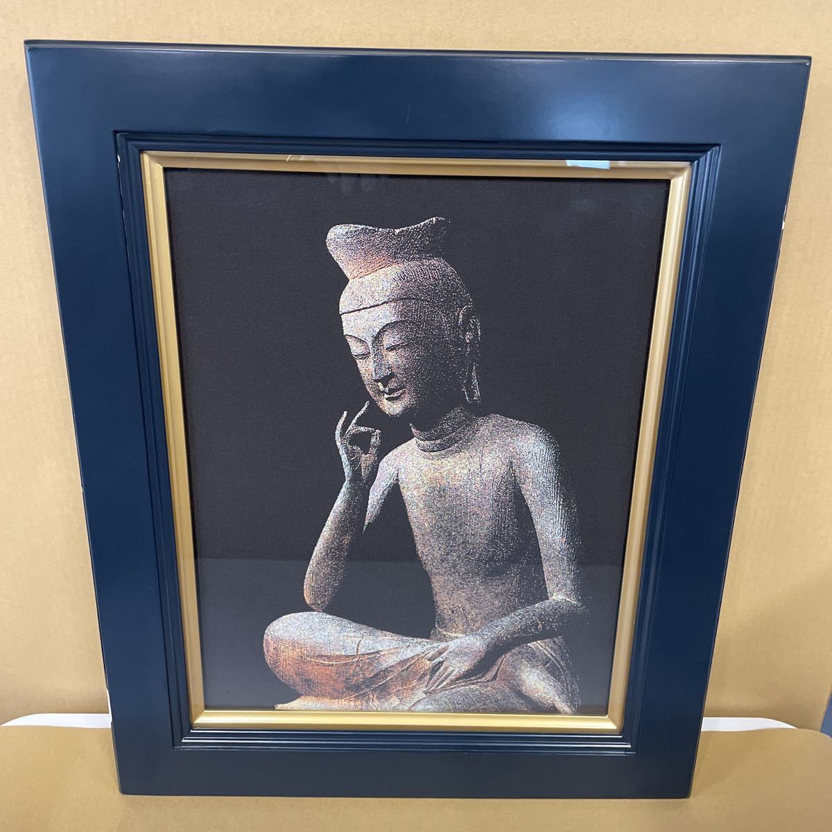 千地泰弘、直筆の仏画 希少 千地泰弘 西陣織 弥勒菩薩 絵 立体額 つづれ織 壁画装飾品 伽羅