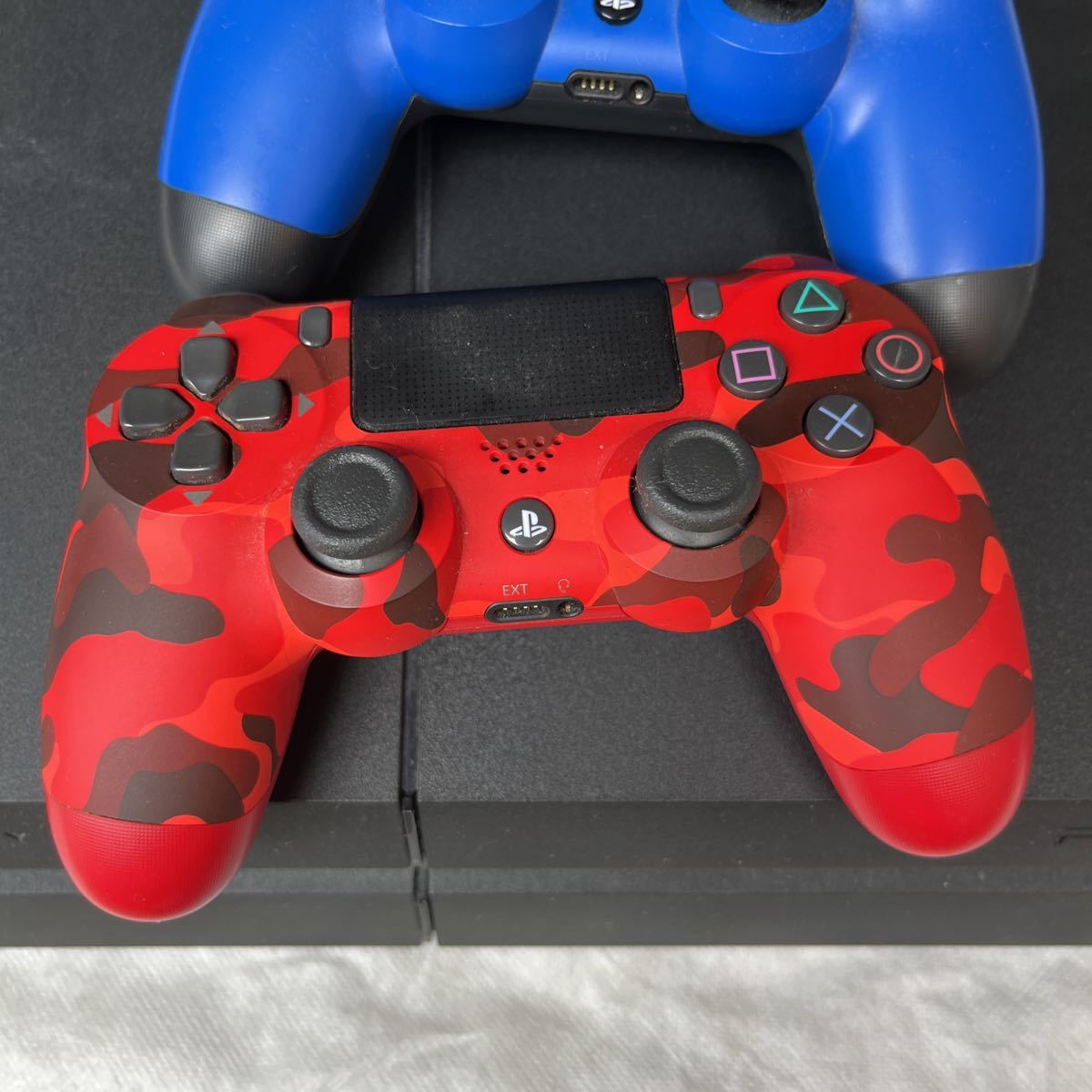 PS4本体 SONY コントローラー3つ 【公式通販】