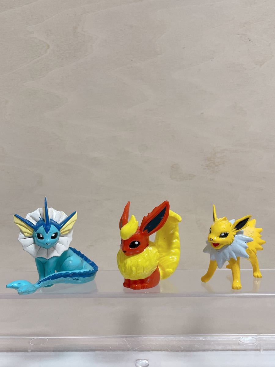 【開封品】[ポケモン モンコレ] モンスター コレクション フィギュア サンダース & シャワーズ & ブースター