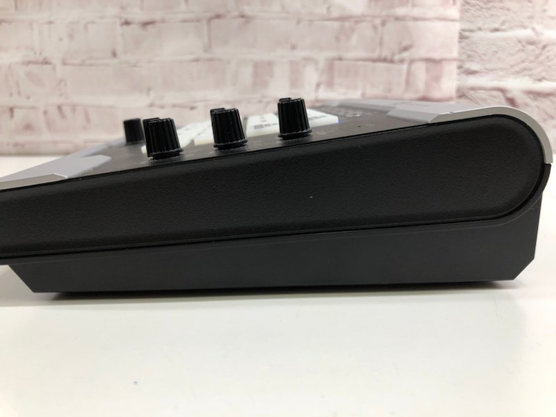 ZOOM V3 Vocal Processor 箱・ACアダプター付 .com: Zoom