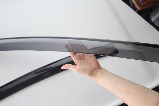 プリウス ZVW30 0 サイドバイザーの通販 4p サイドバイザー 純正型サイドバイザー■トヨタ■プリウス ZVW30系 前型 平成21年5月～平成27年12月【ダブル固定式】取付説明書【安心の日本製】