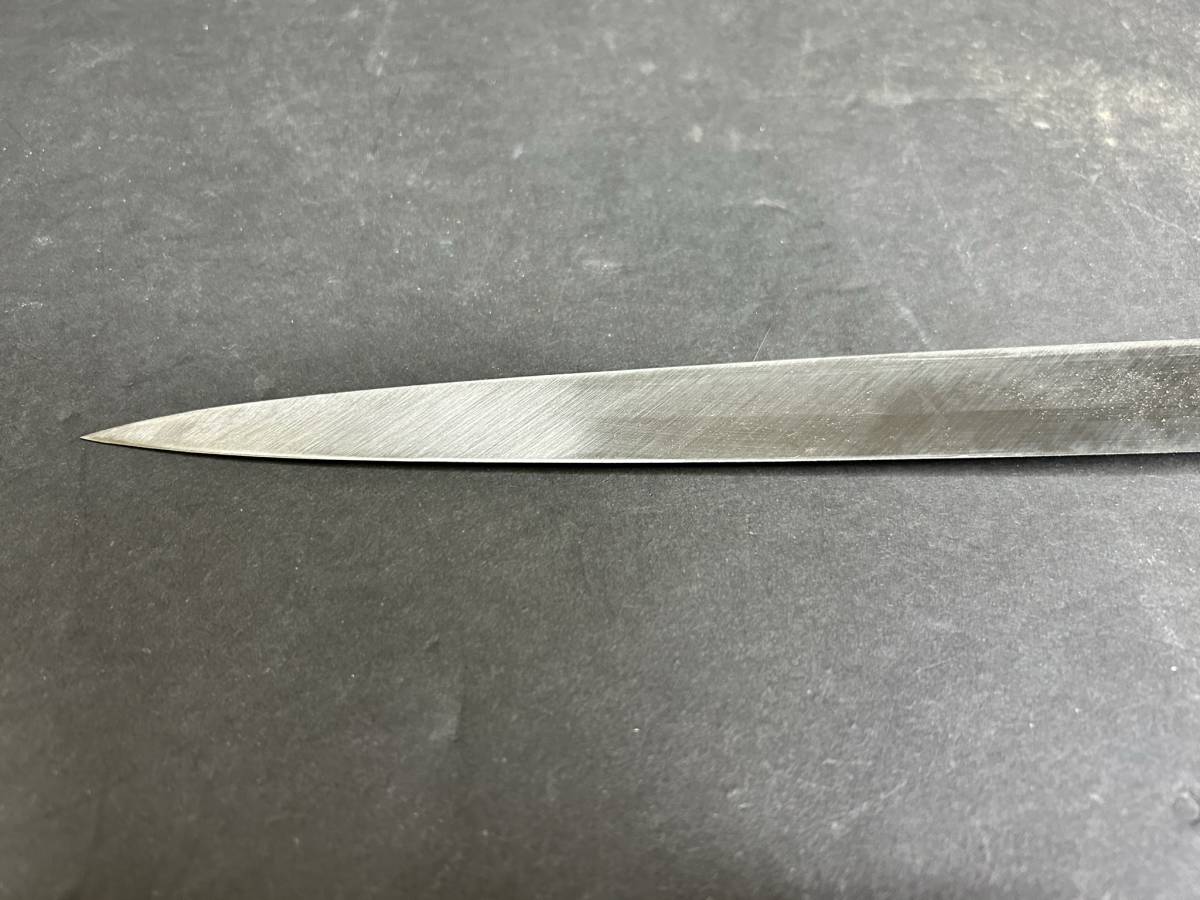 本焼尺一未使用佑成柳刃包丁和包丁刃紋白一鋼黒水牛柄鞘付き