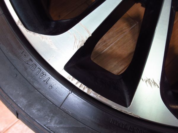8j 114.3の中古品 19インチ ヴァレスト WREST ホイール（リム径（インチ）19・P.C.D（mm）114.3 WREST 8J-19 off+38 pcd114.3/5Hトーヨー TRANPATH LuⅡ 245/40R19 19インチアルミホイール+2020年タイヤ付4本アルファード/ヴェルファイア