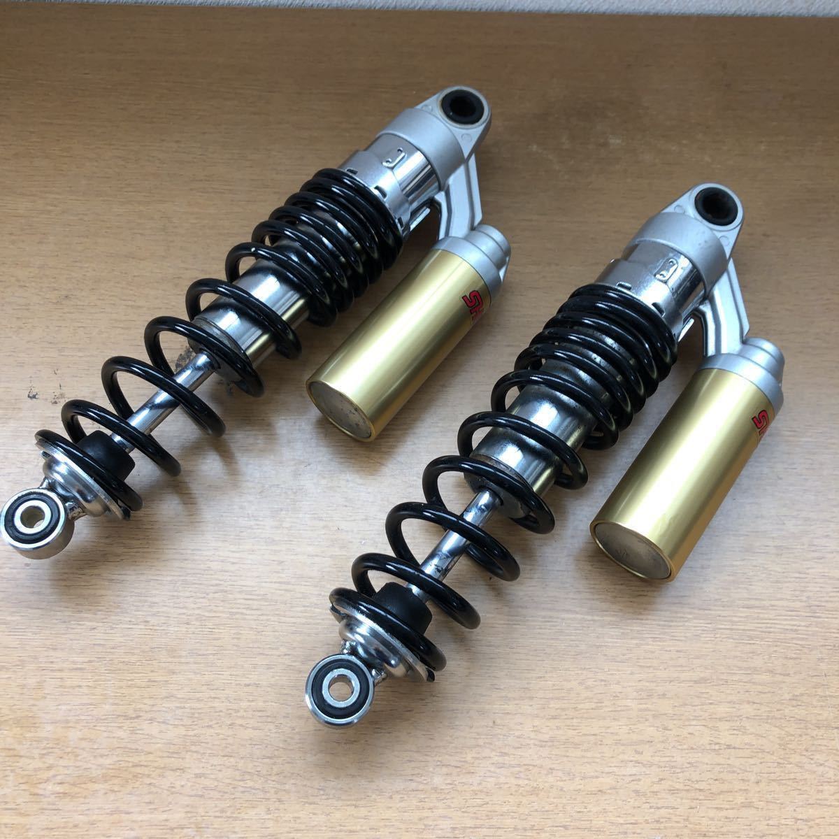 CB400SF 純正 SHOWA リアサスペンション リアショック CB400SF純正