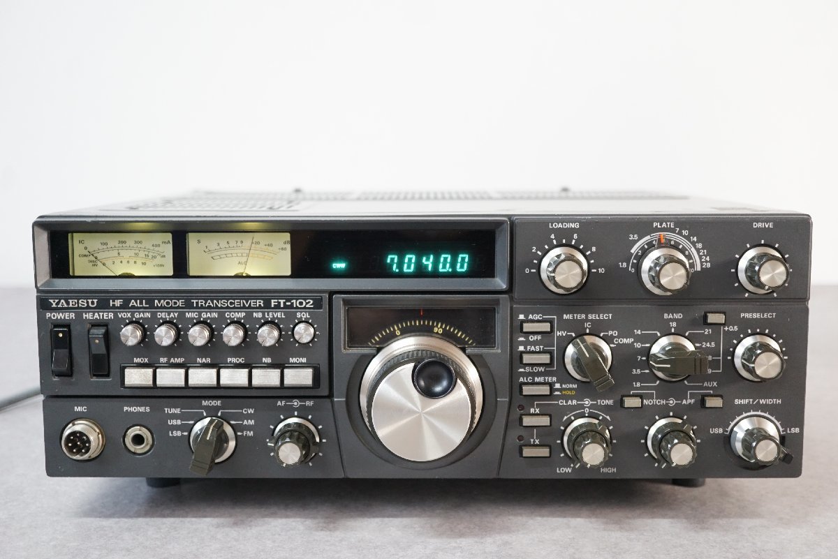 【名機】YAESU FT-102 HFオールモードトランシーバー QS][G692912] YAESU ヤエス FT-102 HF ALL MODE TRANSCEIVER