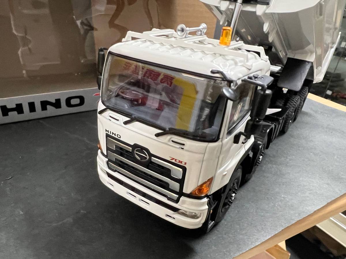 日野特注 ケンクラフト・京商製 1/43 日野700 ZY 8×4 輸出向けダンプ 