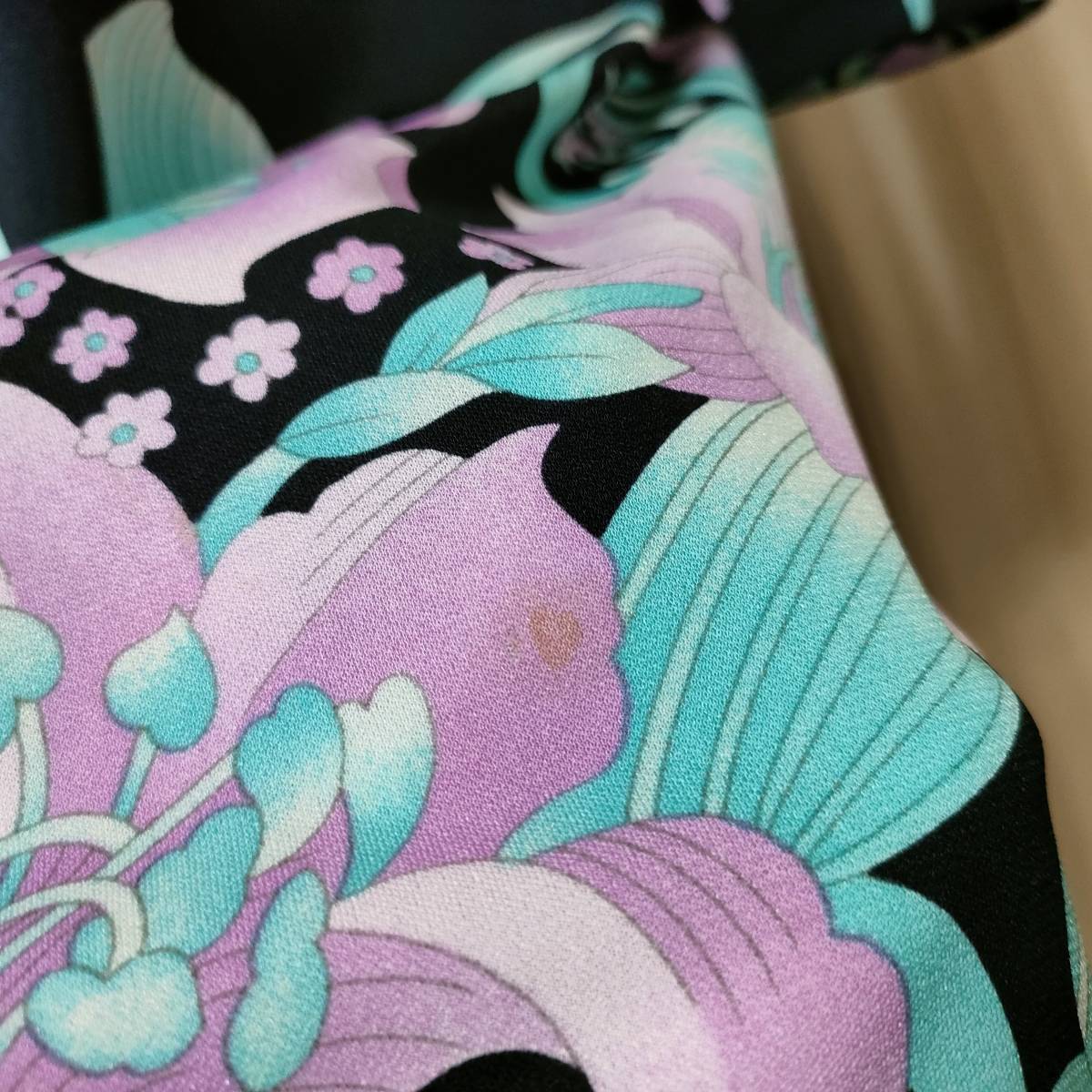 近年□18万□大きいサイズ□Aライン□42□美品シミあり□レオナール