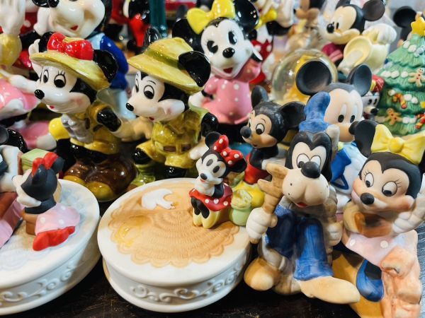 Disney ミッキー ミニー フィギュリン 陶器 陶磁器 置物 レア 希少 WDCC オルゴール レトロ 当時物 等 大量 ディズニー ランド シー 陶器製 置物 希少・ヴィンテージディズニー