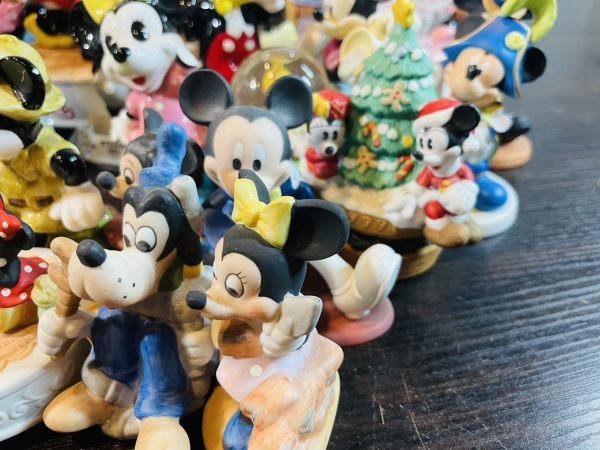 Disney ミッキー ミニー フィギュリン 陶器 陶磁器 置物 レア 希少 WDCC オルゴール レトロ 当時物 等 大量 ディズニー ランド シー 陶器製 置物 希少・ヴィンテージディズニー