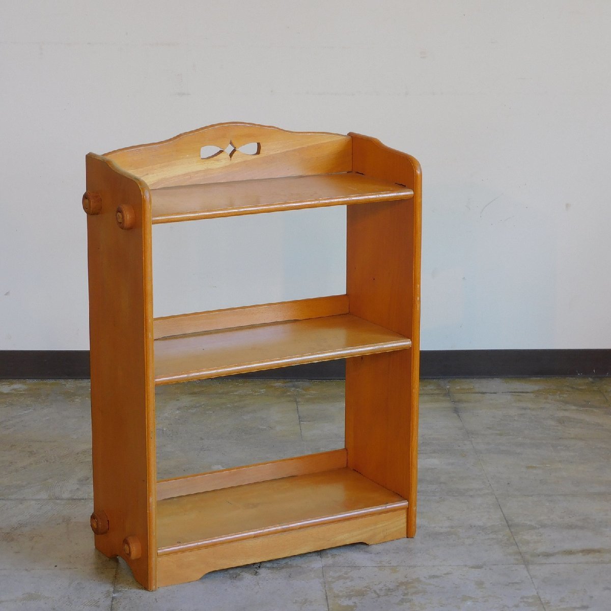 ブナ材 ふるい木味の小さな陳列棚 HK-a-02733 / 無垢材 ビーチ材 食器棚 本棚 書庫 戸棚 オープンラック