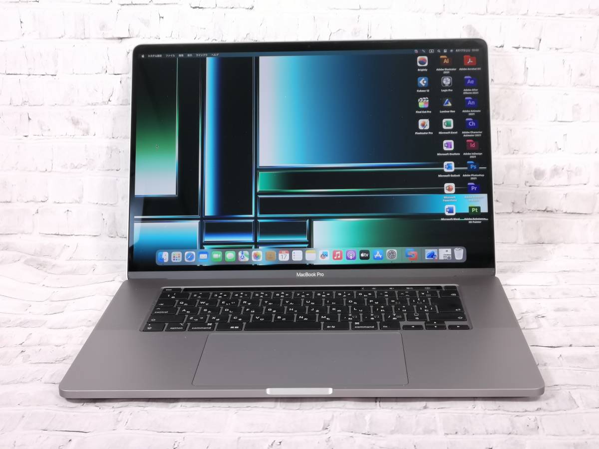 ジャンク MacBook Pro 13インチ 2018 Four Thunderbolt 3 Ports 元箱あり