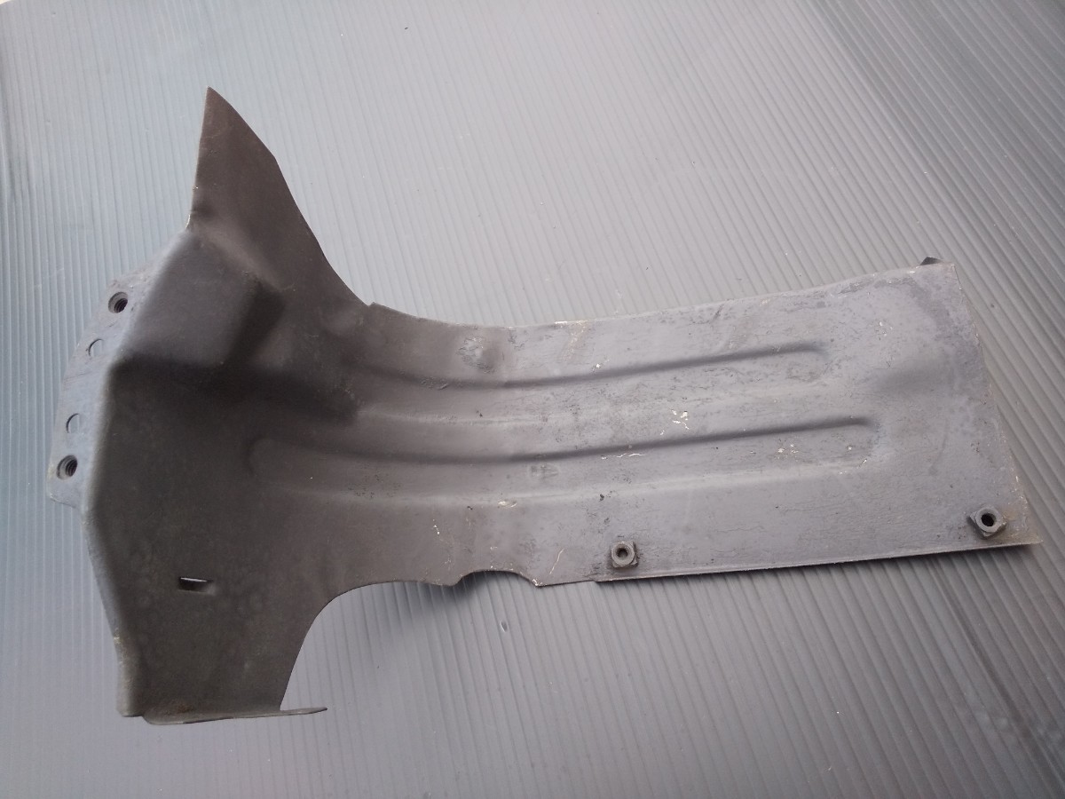 空冷VW ヒーターチャンネル : FLAT4 Today's T-1 ヒーターチャンネルセンターリペアパネル VWクイズ「No.068正解発表」