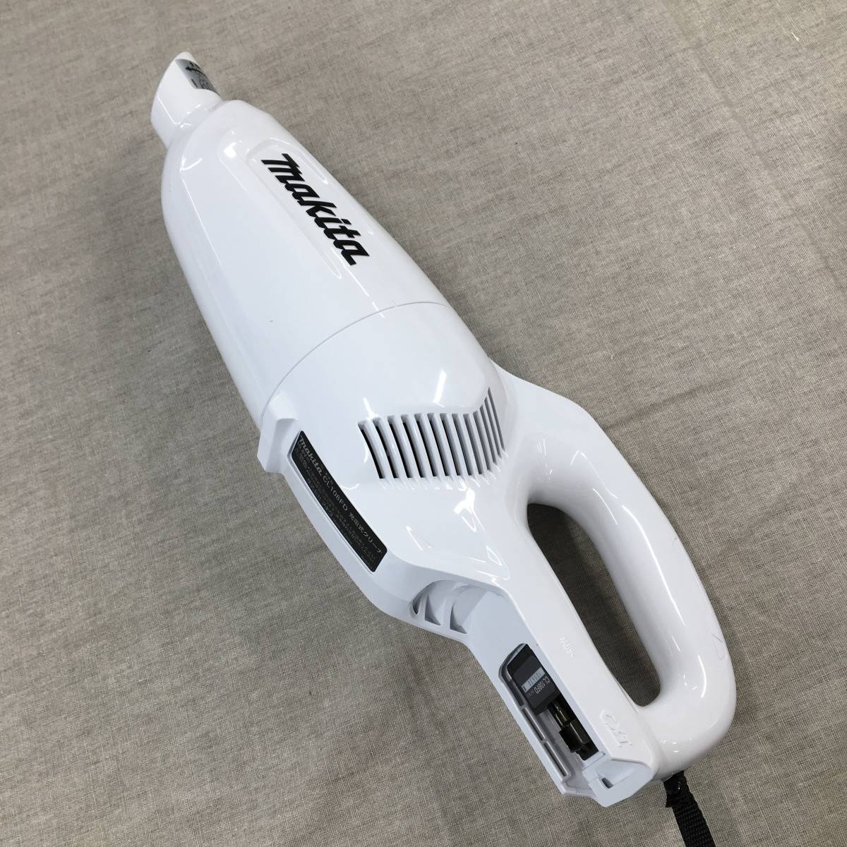 マキタ 10.8v充電式コードレス掃除機 カプセル式