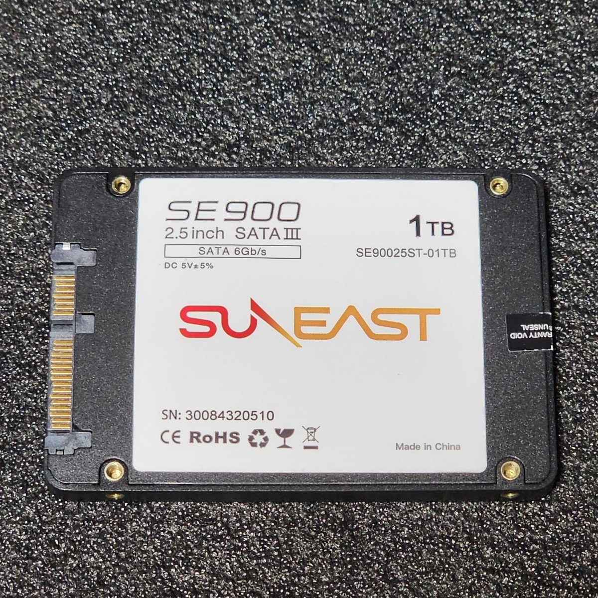 SUNEAST SSD SE900(SE90025ST-01TB) 1024GB/1TB SATA SSD 正常品 2.5